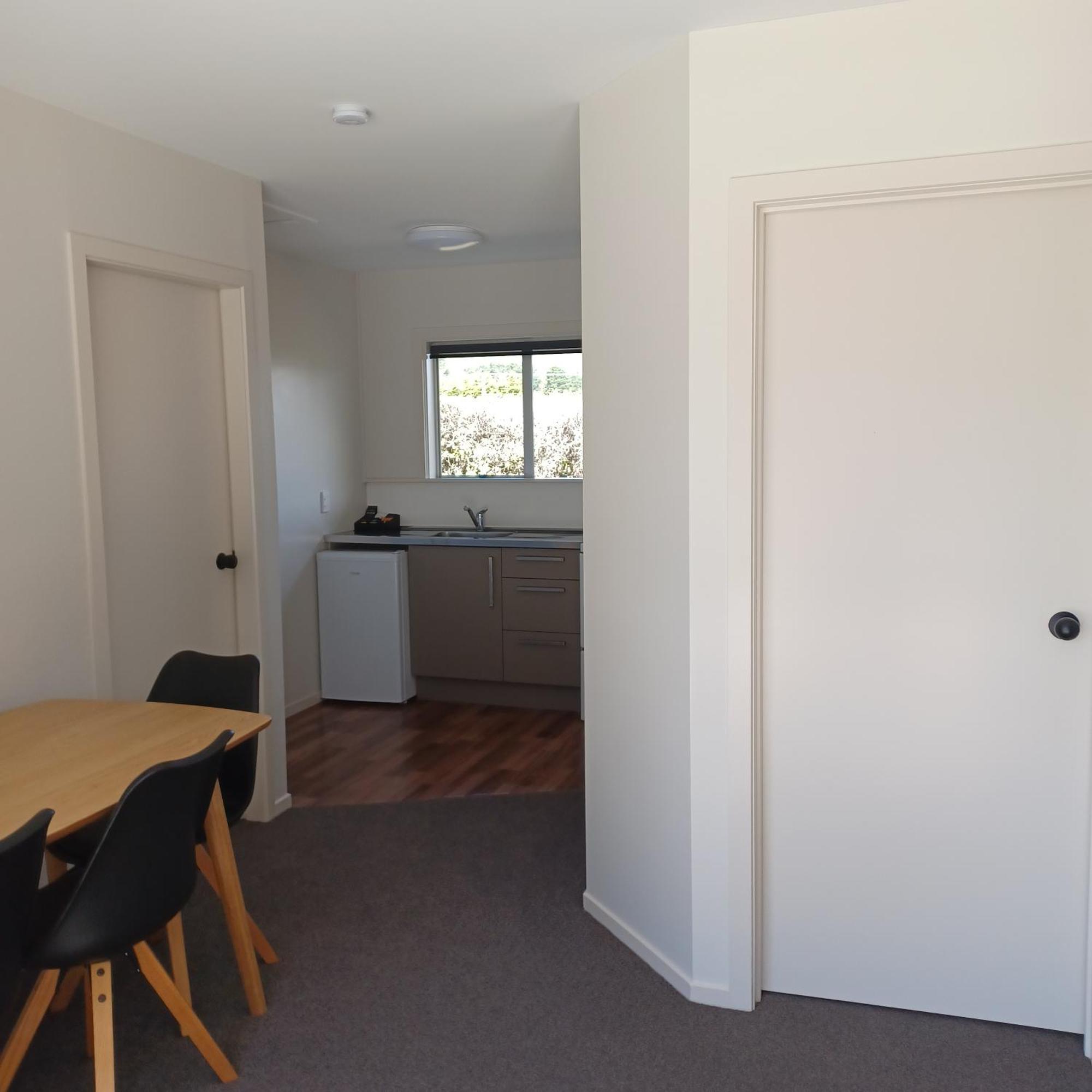 Flaxbourne Motels Ward Extérieur photo